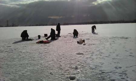 Первый лёд в феврале Первый лёд в феврале