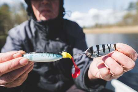 Рыбачим с отцом