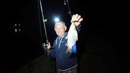 Ночная рыбалка на День рыбака Ночная рыбалка на День рыбака