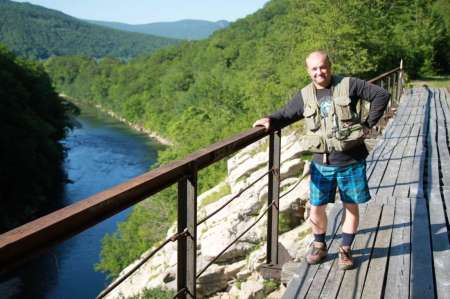 Трудовая рыбалка на горной реке